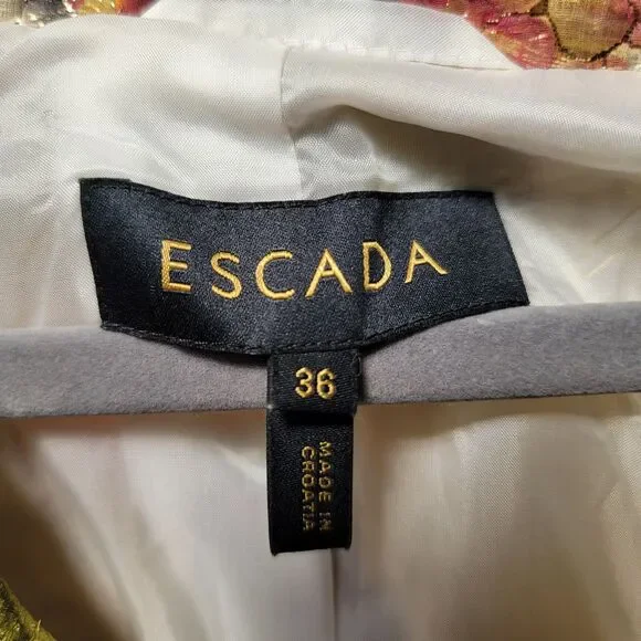 Gorgeous Escada Silk Blend Cream Gold Embossed Floral Blazer US 4 EU 36